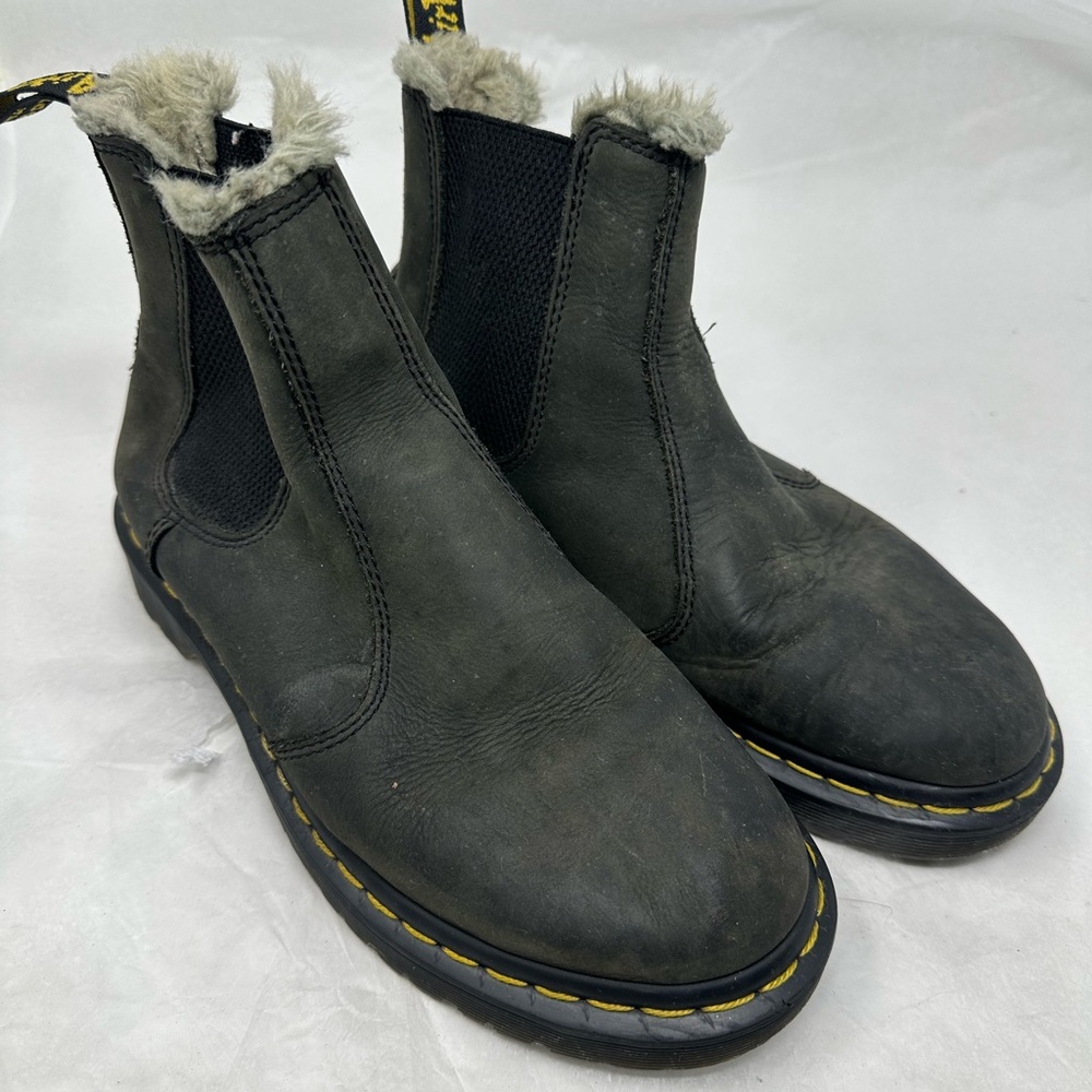 Dr. Martens 2976 Leonore  leather Chelsea boots fur lining size 41